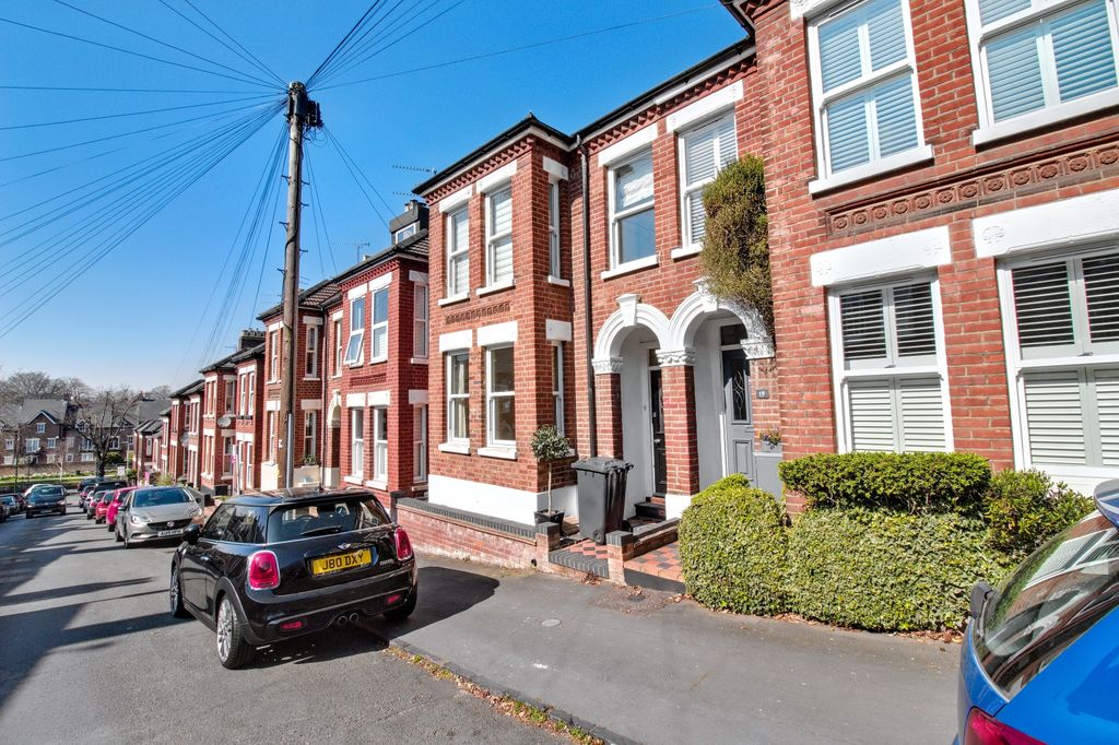 Property photo 1 of 15