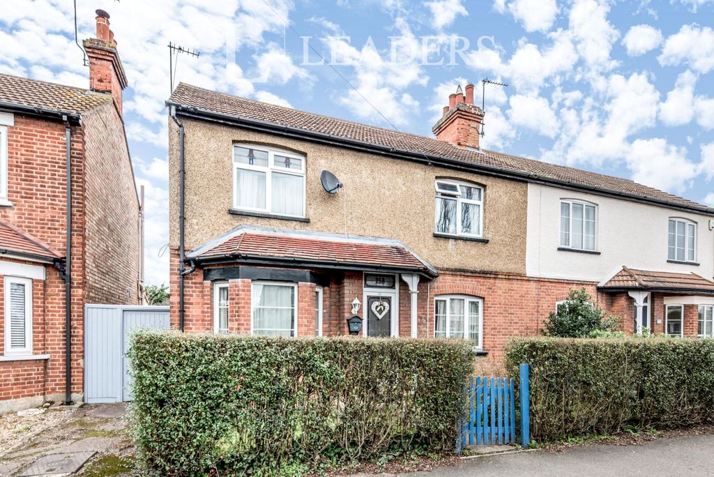 Property photo 1 of 9 258 Goldington Road