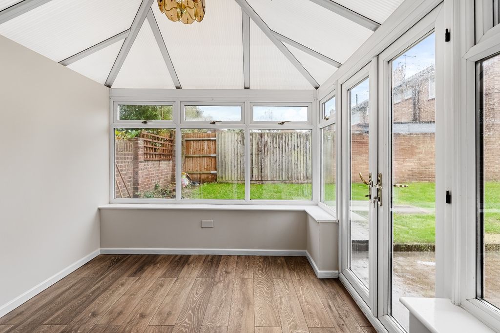 Property photo 3 of 18 2833105
