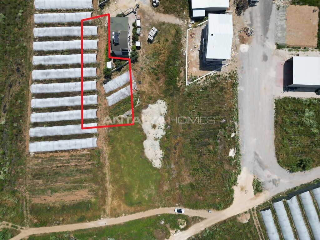 Property photo 1 of 11