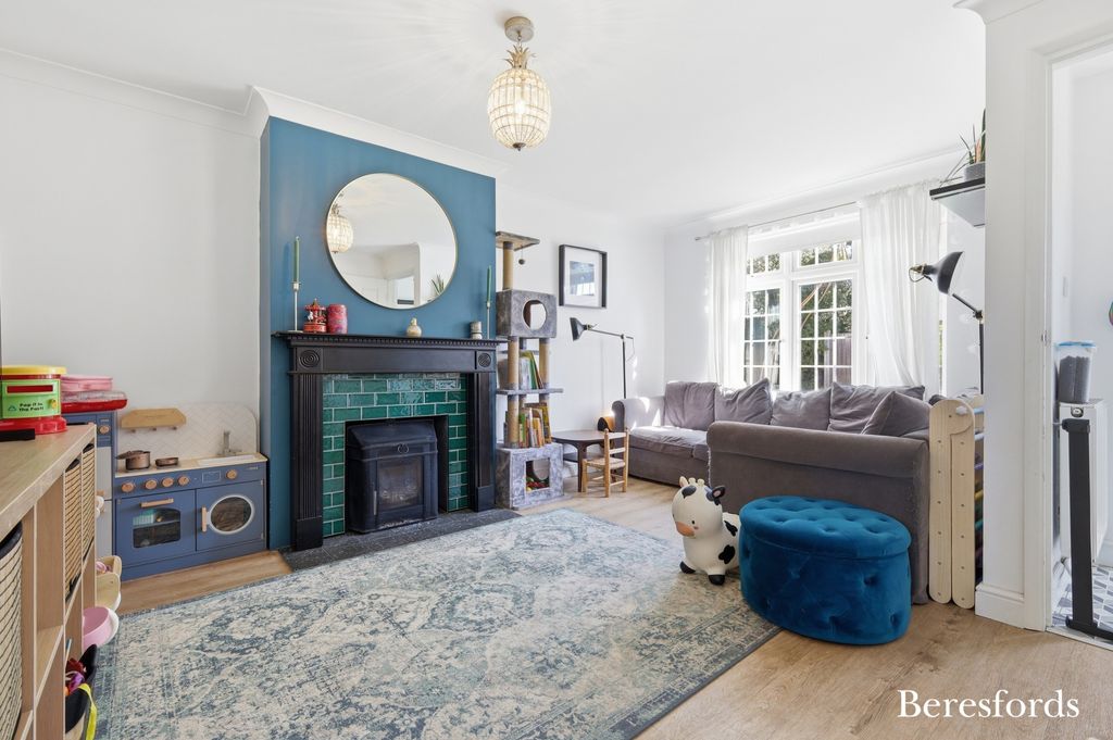 Property photo 3 of 24 Picture No. 15