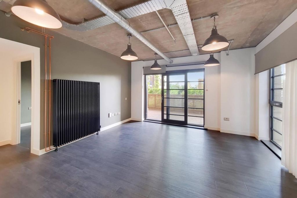 Property photo 2 of 14 321.Jpg