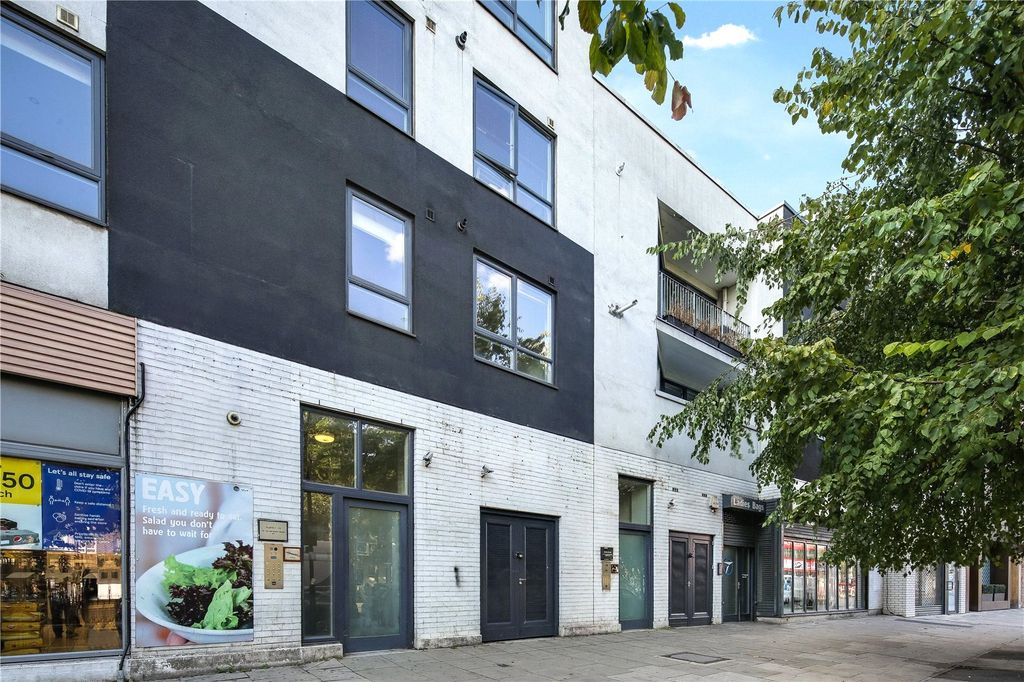 Property photo 1 of 10 External