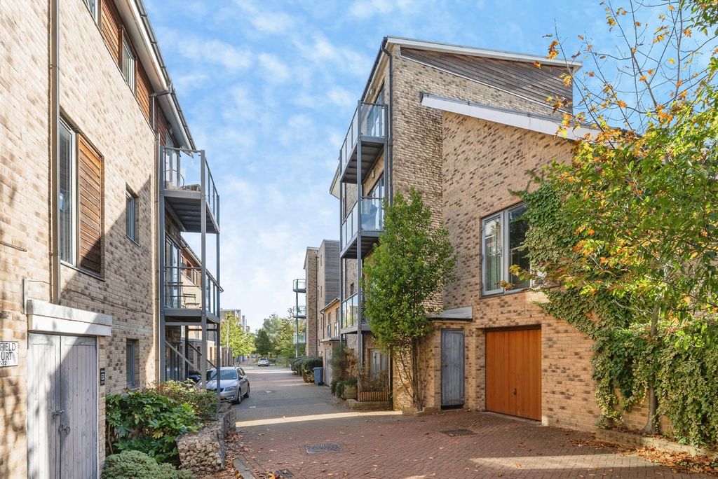 Property photo 1 of 30 Pbox-Img.Jpg