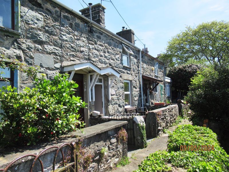 Property photo 1 of 10 Front Of Property