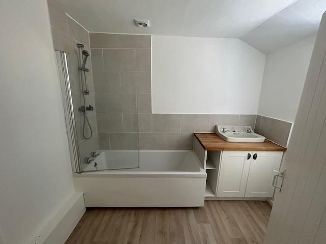 Property photo 3 of 6 Bathroom