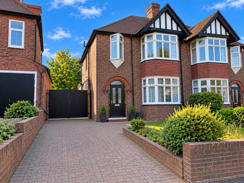 Property photo 1 of 8 5521360