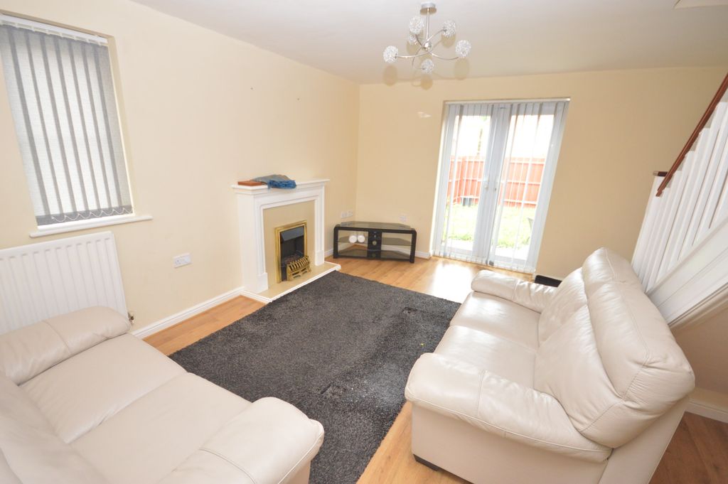 Property photo 3 of 9 Photo 3