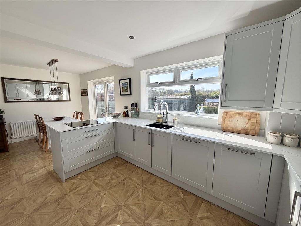 Property photo 2 of 18 Img_9908.Jpeg