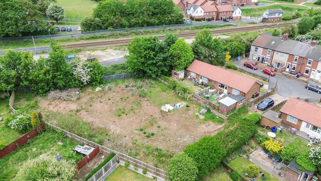 Property photo 2 of 11 Drone