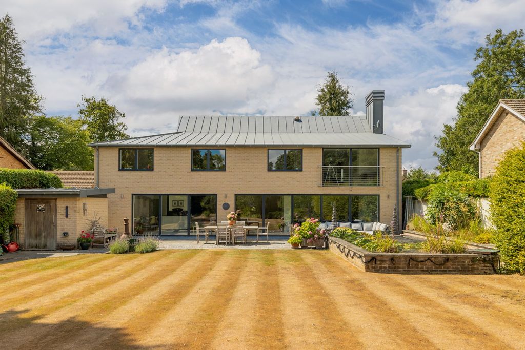 Property photo 1 of 21 Rear