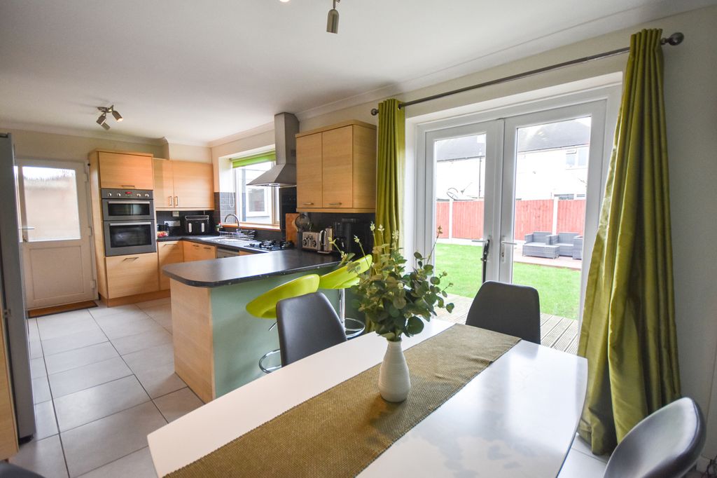 Property photo 2 of 24 Dsc_0312