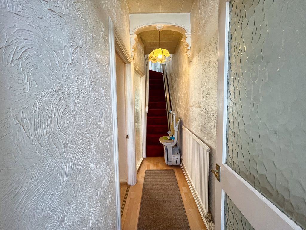 Property photo 2 of 18 Photo 1