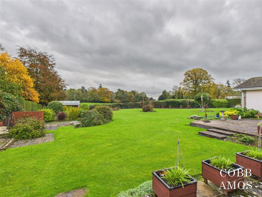 Property photo 2 of 32 Cam02803G0-Pr0239-Still036.Jpg