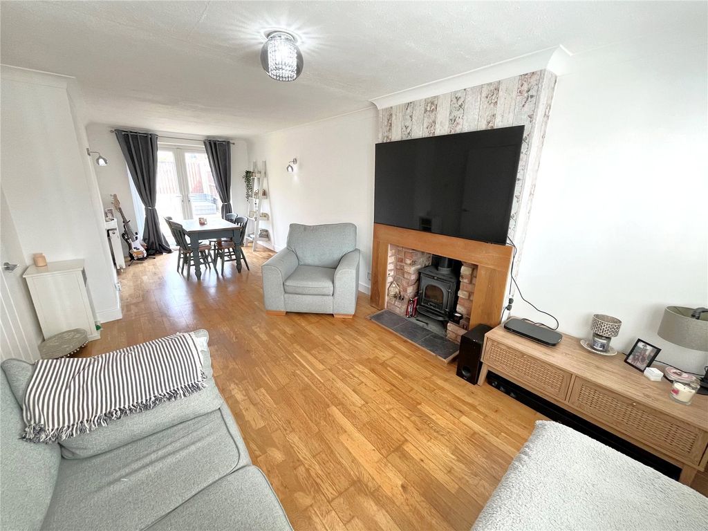 Property photo 2 of 12 Picture No. 05