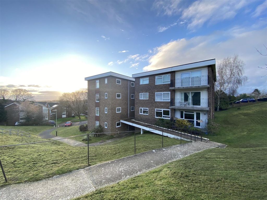 Property photo 1 of 7 7.Jpeg