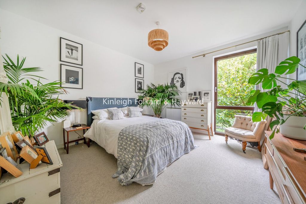 Property photo 1 of 23 Picture No. 18