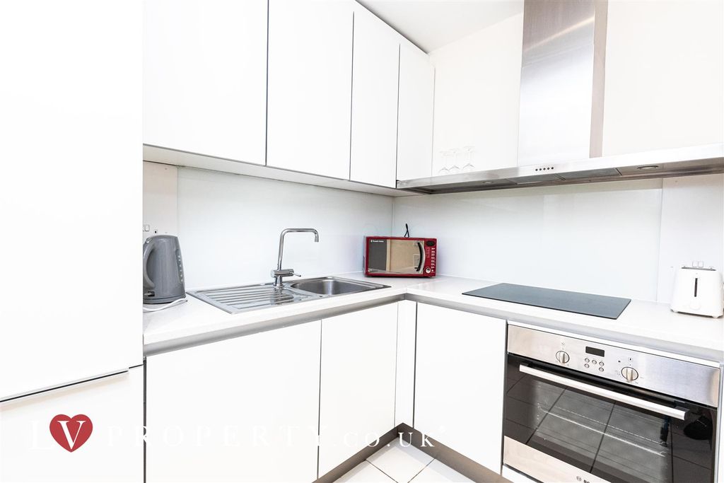 Property photo 3 of 9 6.Jpg