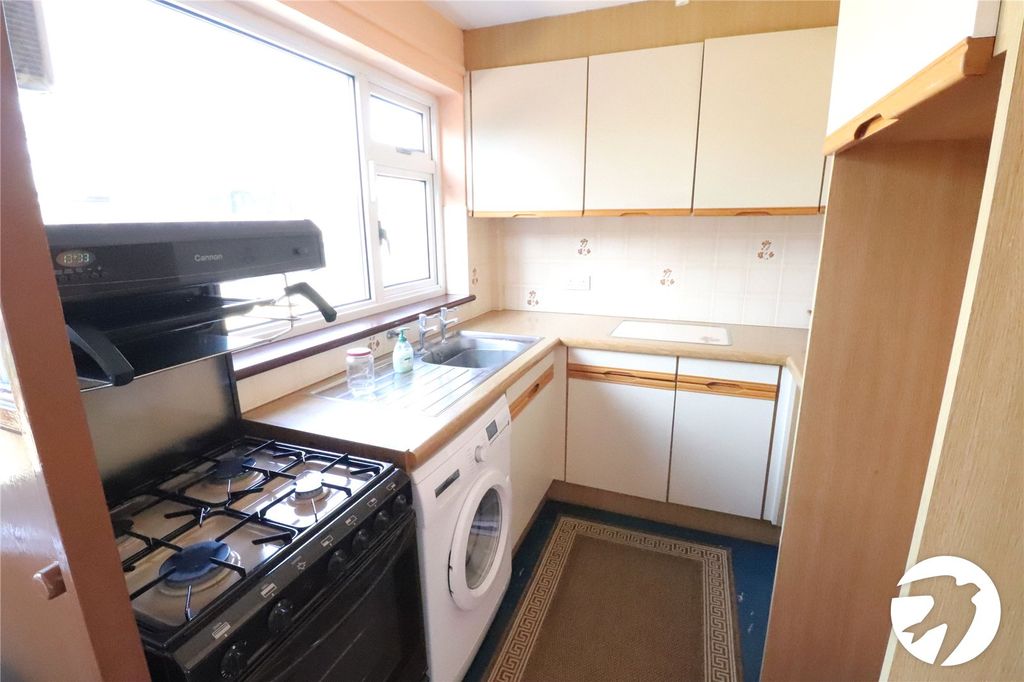 Property photo 3 of 16 Picture No. 05