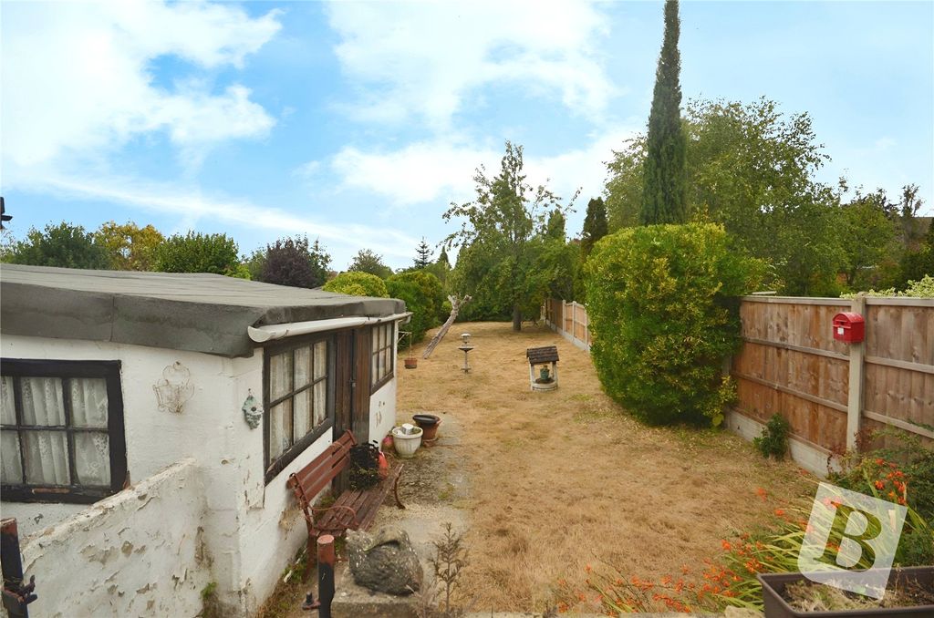 Property photo 2 of 14 Garden