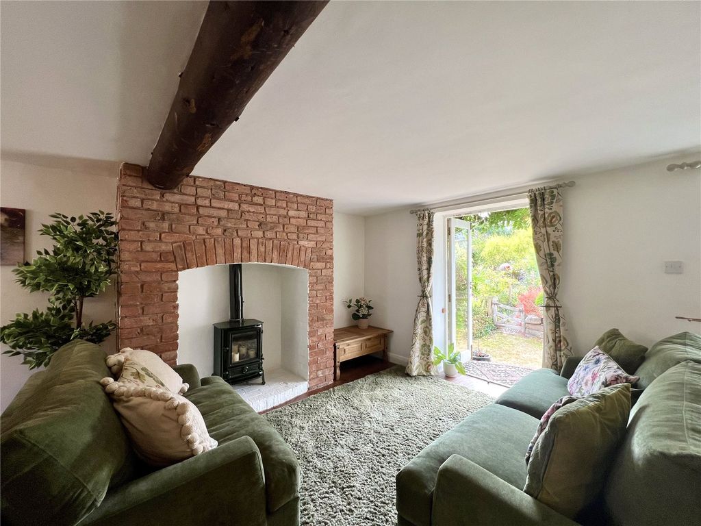 Property photo 2 of 19 Picture No. 04