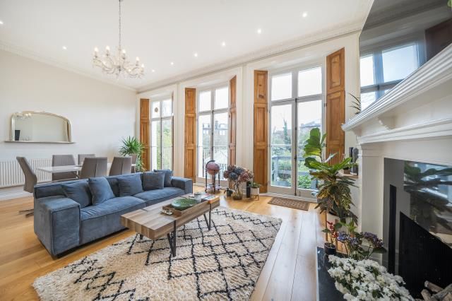 Property photo 1 of 11 Reception Room