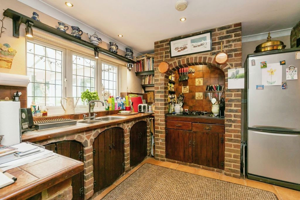 Property photo 3 of 56 Kitchen