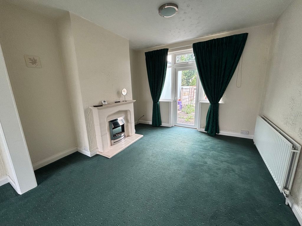 Property photo 2 of 14 Image