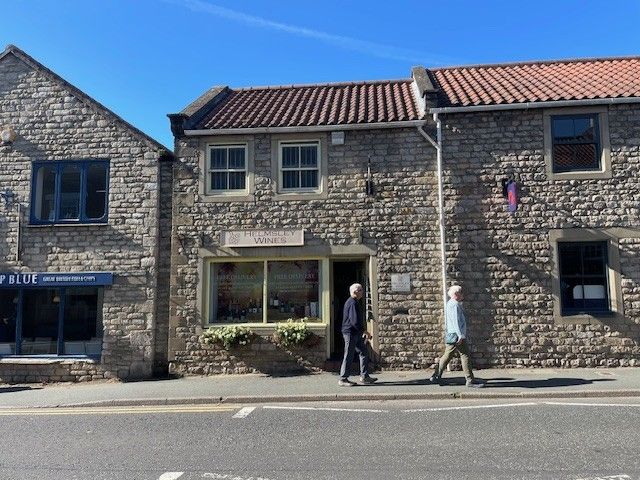 Property photo 1 of 4