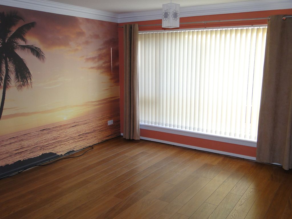 Property photo 3 of 7 Gallery