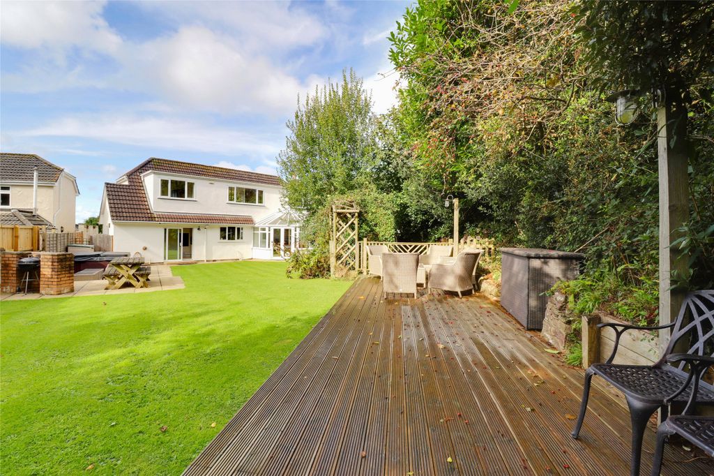 Property photo 1 of 22 Rear