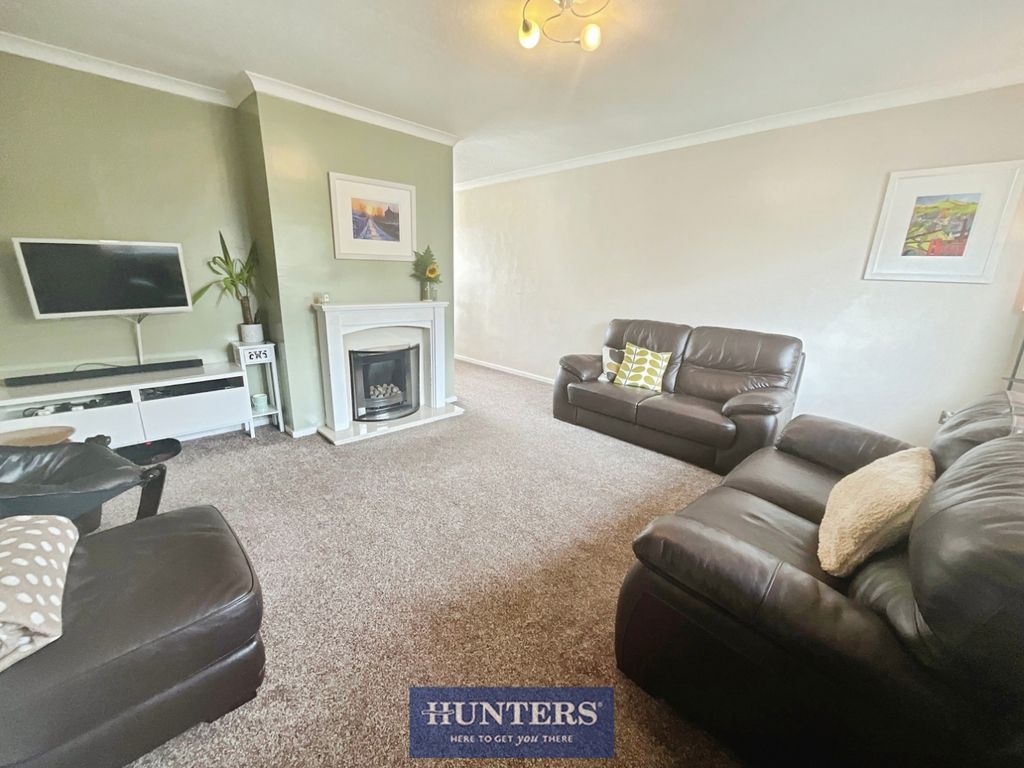 Property photo 2 of 32 Pbox-Img.Jpg