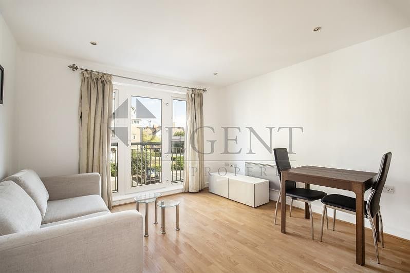 Property photo 1 of 8 Open Plan