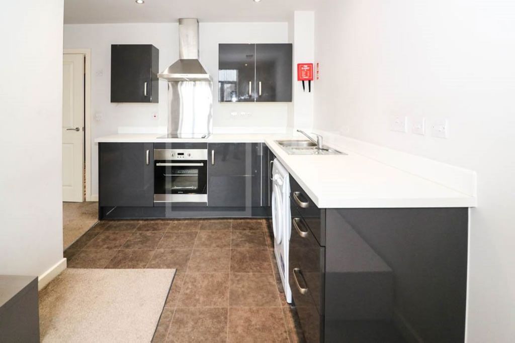 Property photo 3 of 20