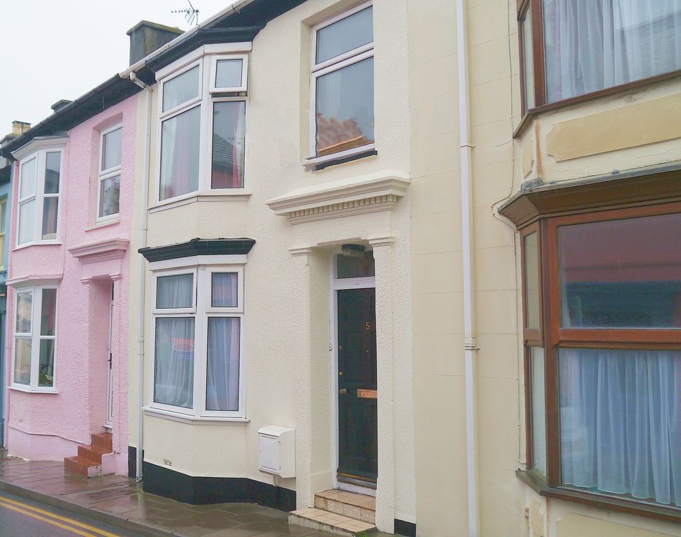 Property photo 1 of 7