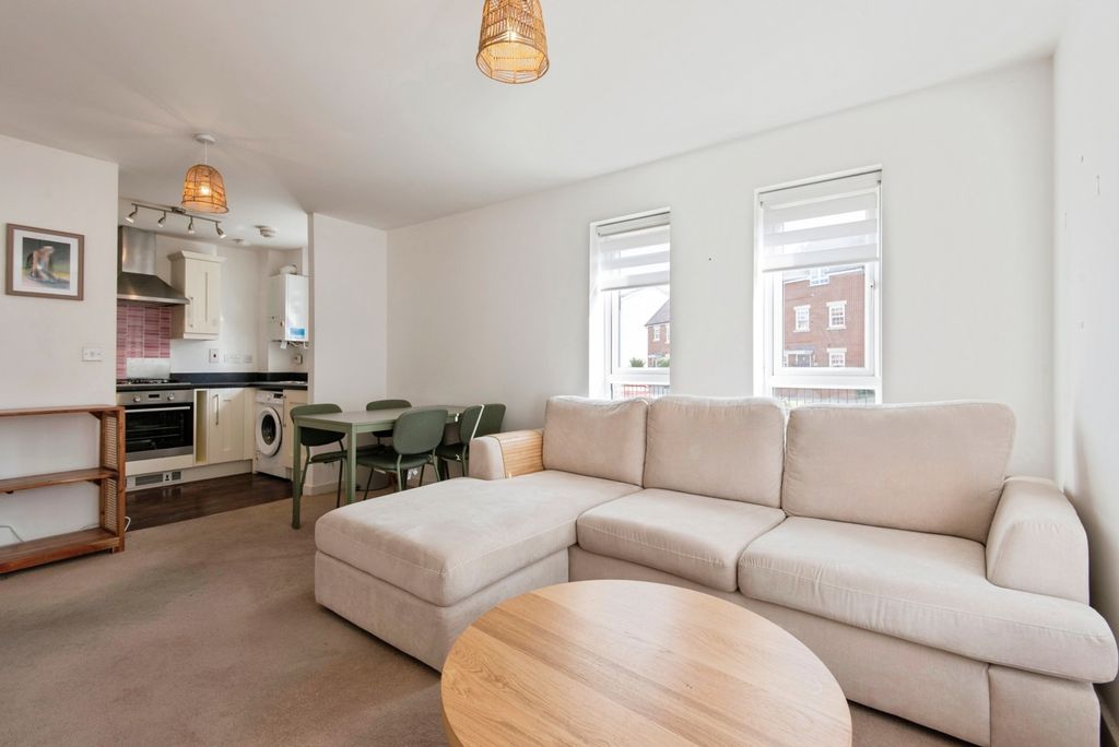 Property photo 2 of 13 Pbox-Img.Jpg