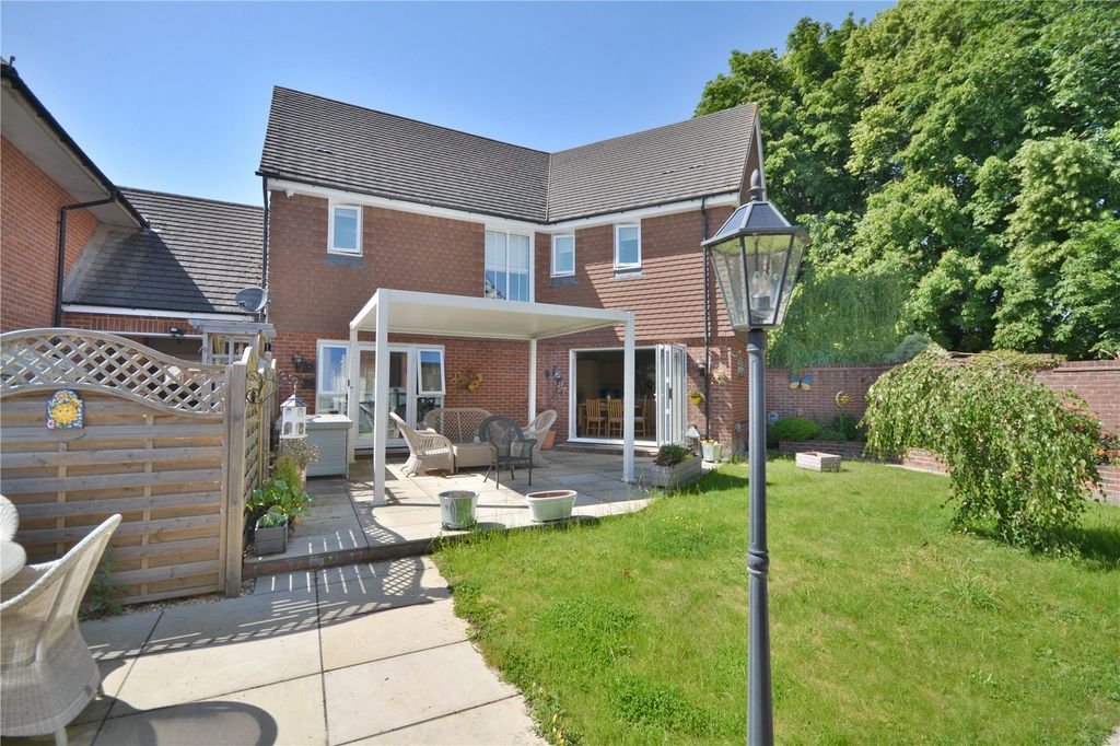 Property photo 3 of 31 Picture No. 38