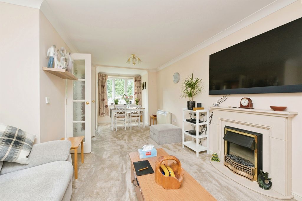 Property photo 2 of 15