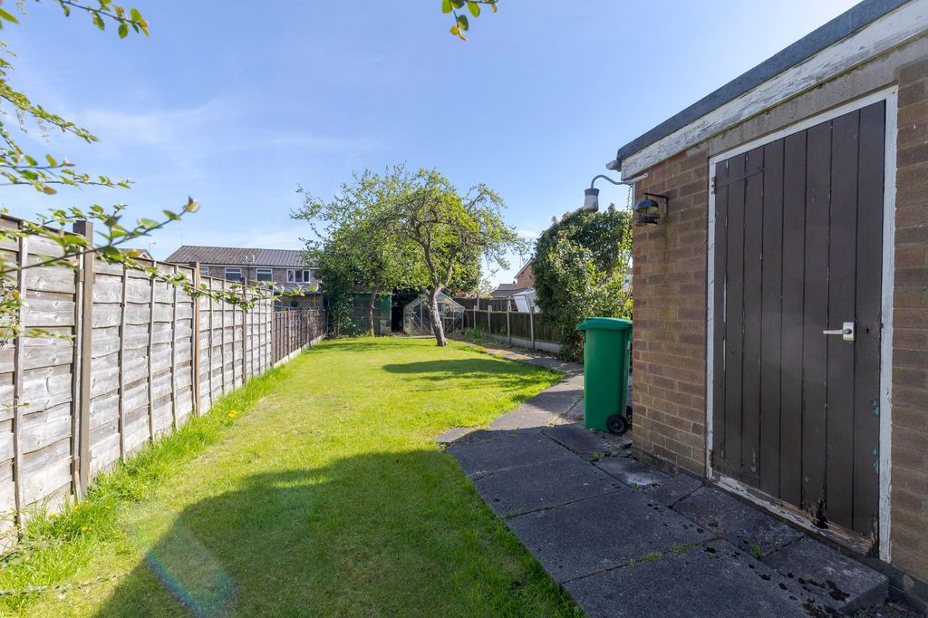 Property photo 3 of 23