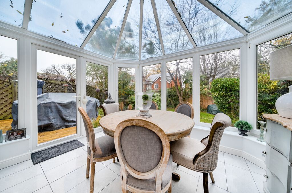 Property photo 3 of 24 1386218-8-692d6E1...