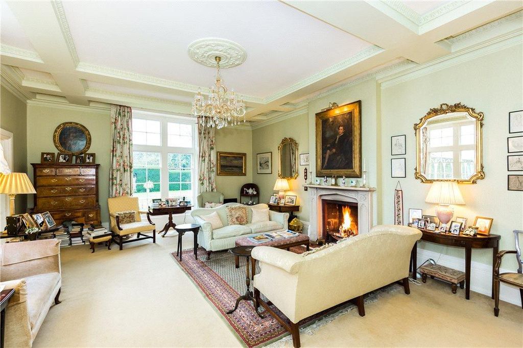 Property photo 2 of 17 Image