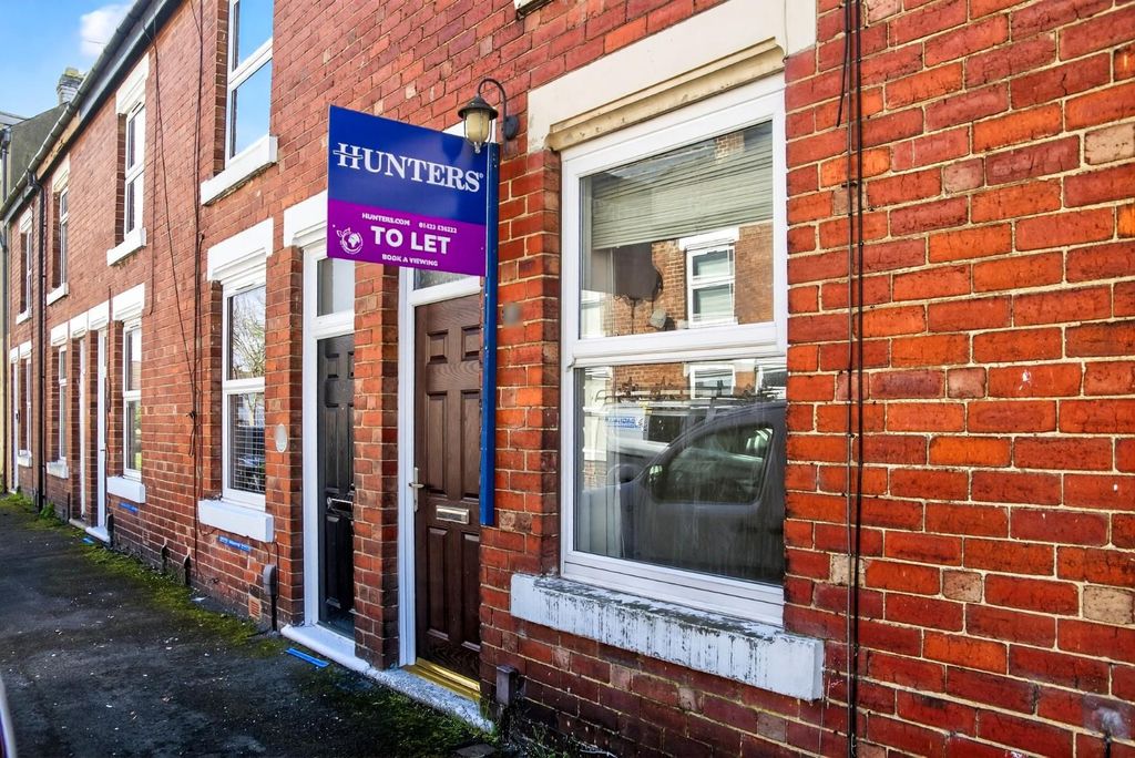 Property photo 1 of 16 11Southbeechave-30.Jpg