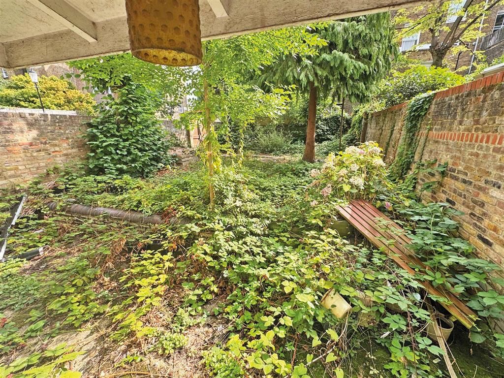 Property photo 2 of 6