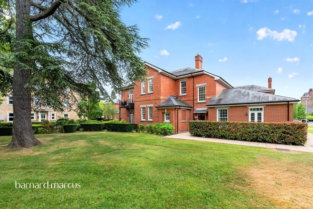 Property photo 1 of 13