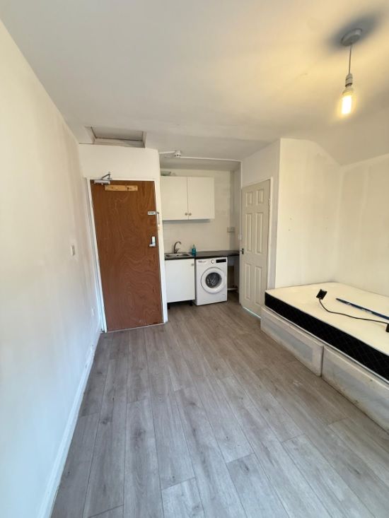 Property photo 1 of 4