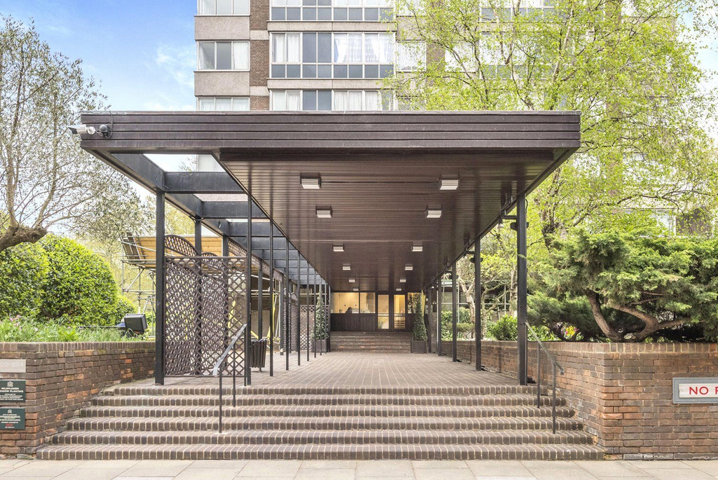 Property photo 2 of 4