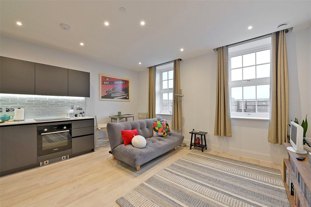 Property photo 1 of 15 Reception Room