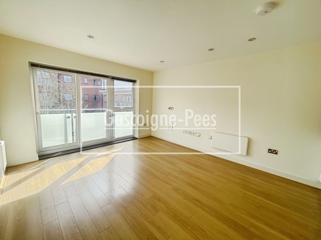 Property photo 2 of 7