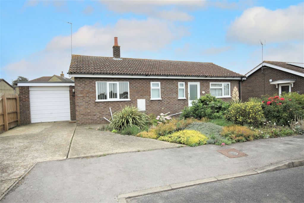 Property photo 1 of 7