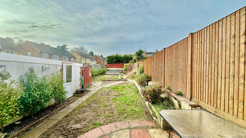 Property photo 3 of 23